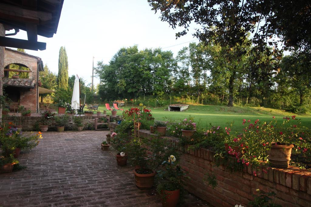 Tenuta La Santissima Сан-Рокко-а-Пилли Экстерьер фото